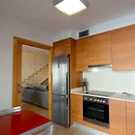 Gracia 23 * L' Escala