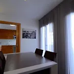 Gracia 23 * L' Escala
